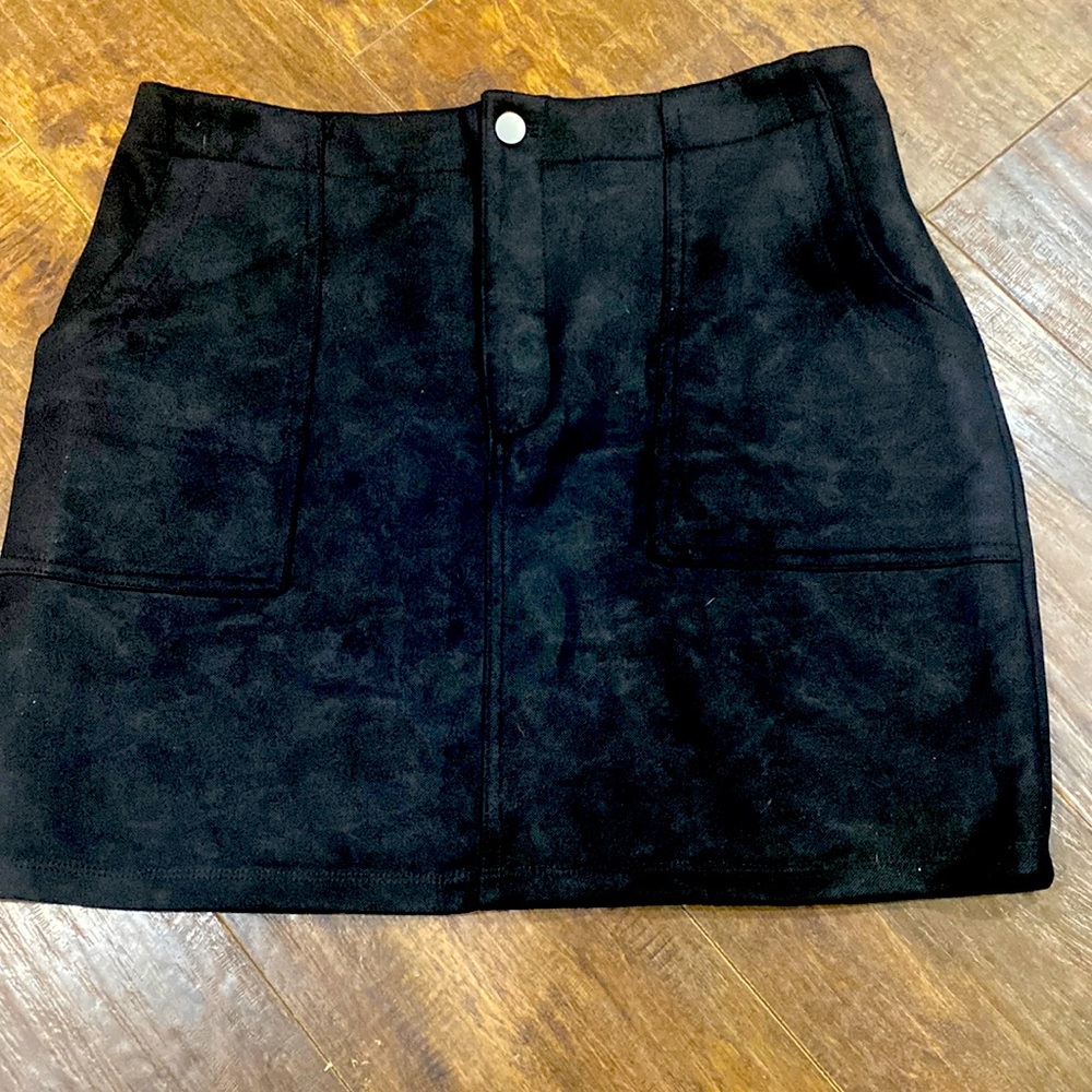 French kiss mini skirt!